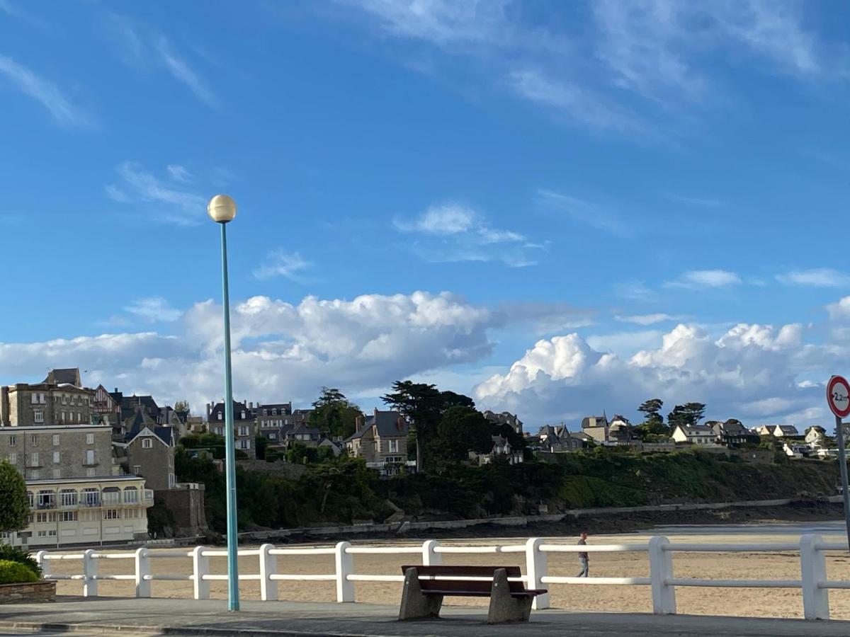 Appartement terrasse privée grande plage à 100 m - Parking gratuit Saint-Cast-le-Guildo Esterno foto